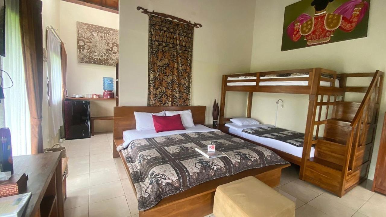 Alamanda Family Villas, Pool & Local Tours Yogyakarta Exterior foto