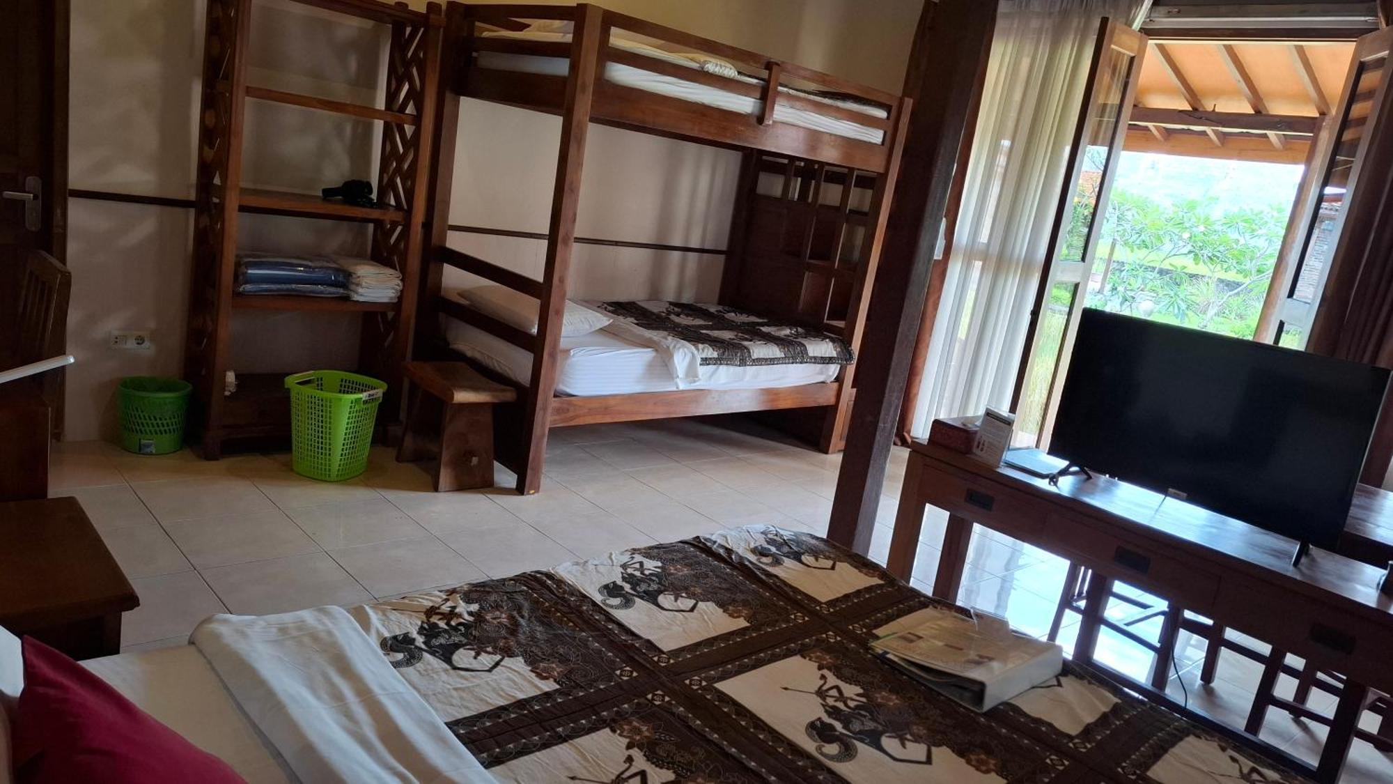 Alamanda Family Villas, Pool & Local Tours Yogyakarta Exterior foto